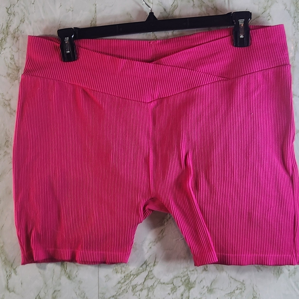 rue + Pink Ribbed Knit Shorts - Picture 2 of 8